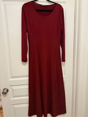 Classic Wine Red Long-Sleeve Maxi Dress